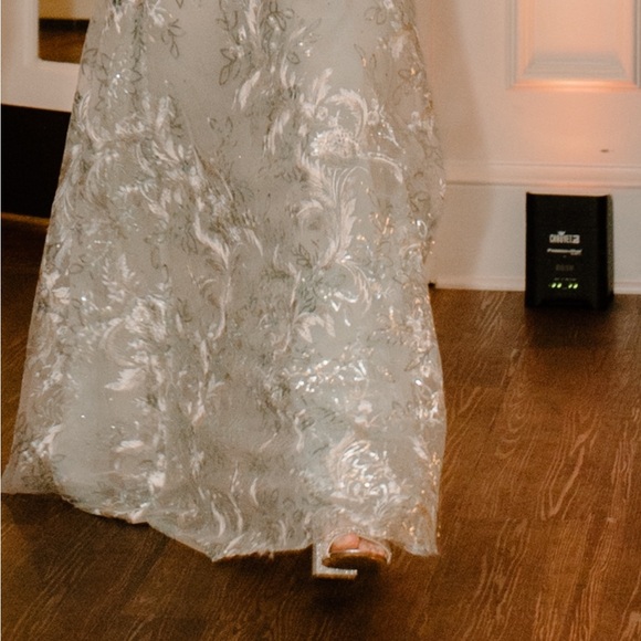 Mac Duggal stunning mother of bride/groom dress or black tie event! - Picture 12 of 16